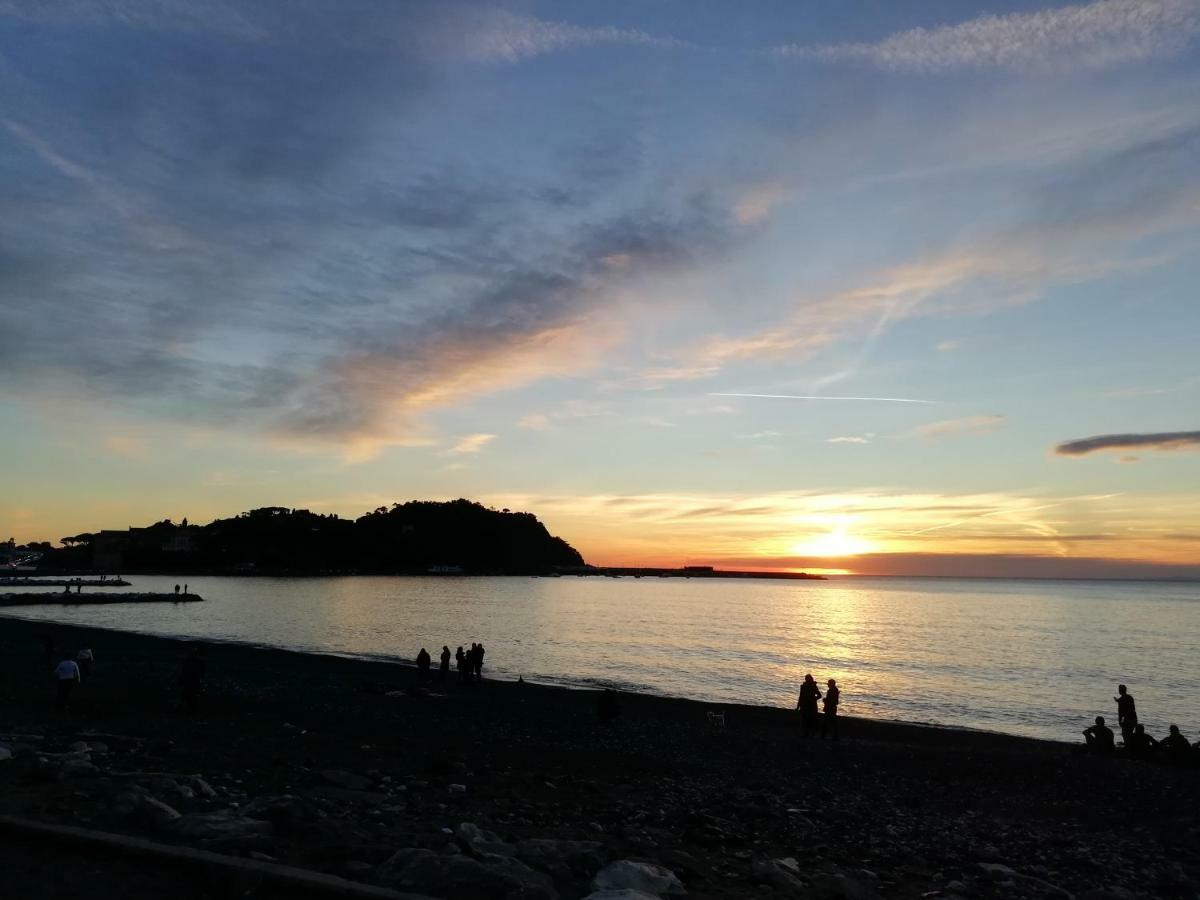 A Due Passi Dal Mare Lägenhet Sestri Levante Exteriör bild